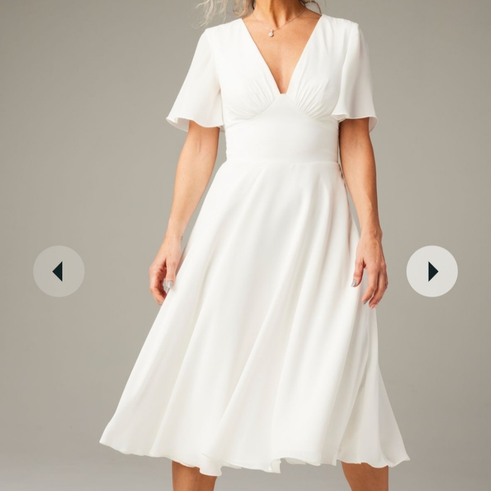 David’s Bridal Chiffon flutter sleeve midi-length dress